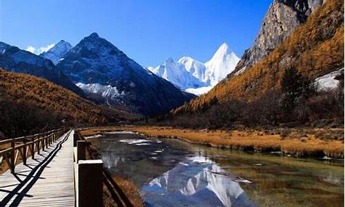 甘孜景点必去哪里旅游_甘孜景点必去哪里旅游好